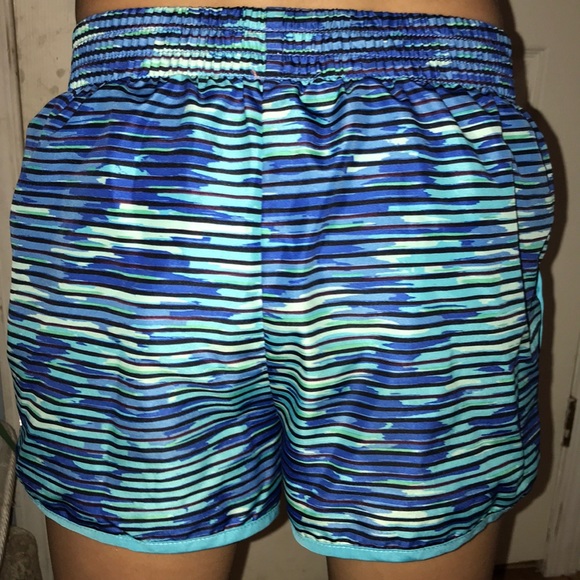 Champion shorts ! - Picture 4 of 5